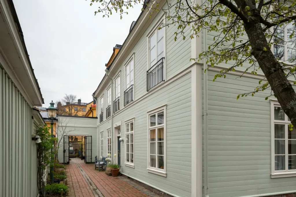 fasadm lning p innerg rd f r bostadsr ttsf rening i s dermalm stockholm